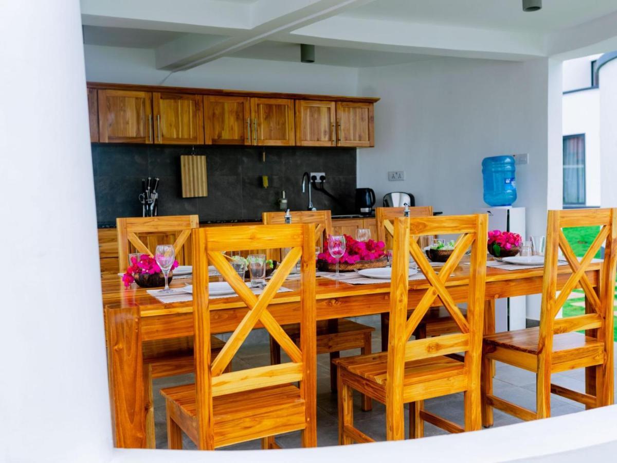 Homeland Bro Dar es Salaam Exterior foto