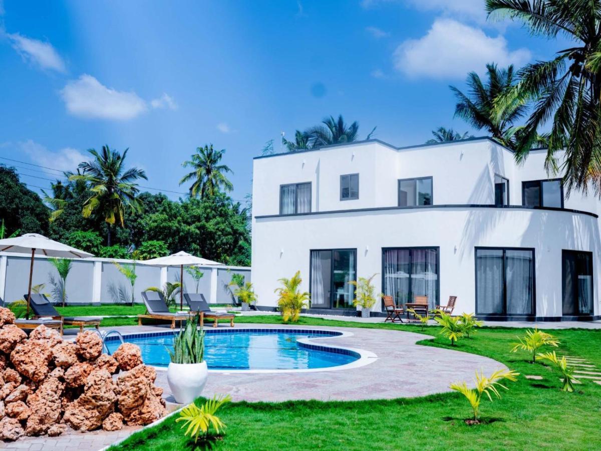 Homeland Bro Dar es Salaam Exterior foto